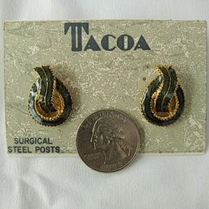 Leafy green enamel vintage earrings